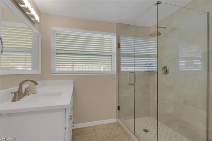 829 107th Ave N, Naples, Florida 34108
