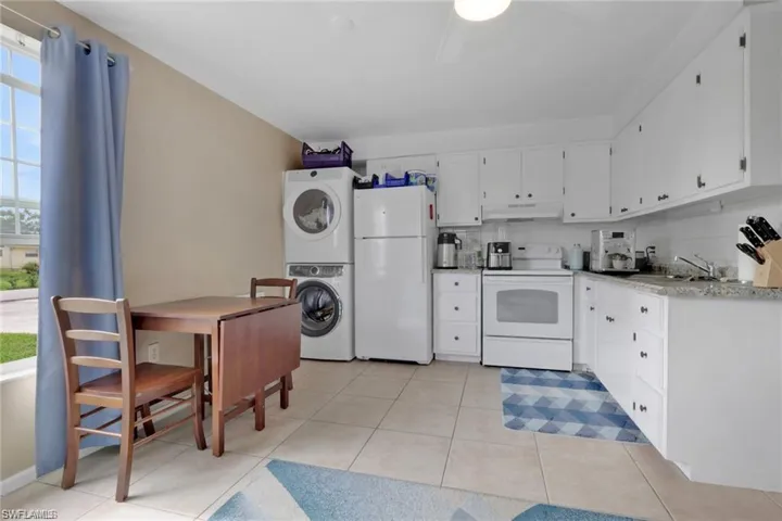 829 107th Ave N, Naples, Florida 34108
