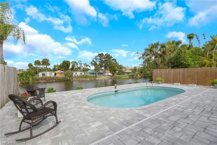 829 107th Ave N, Naples, Florida 34108