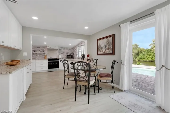 829 107th Ave N, Naples, Florida 34108