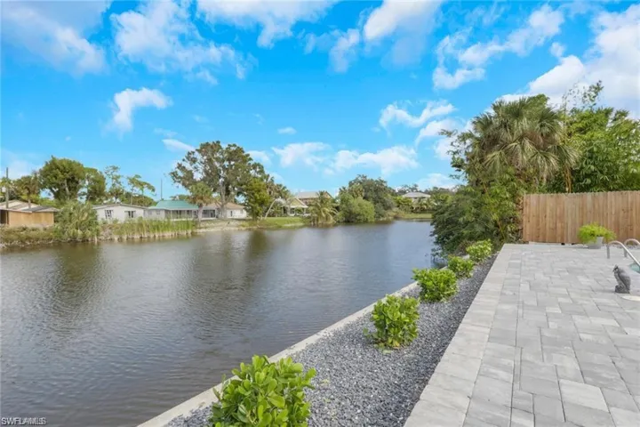 829 107th Ave N, Naples, Florida 34108