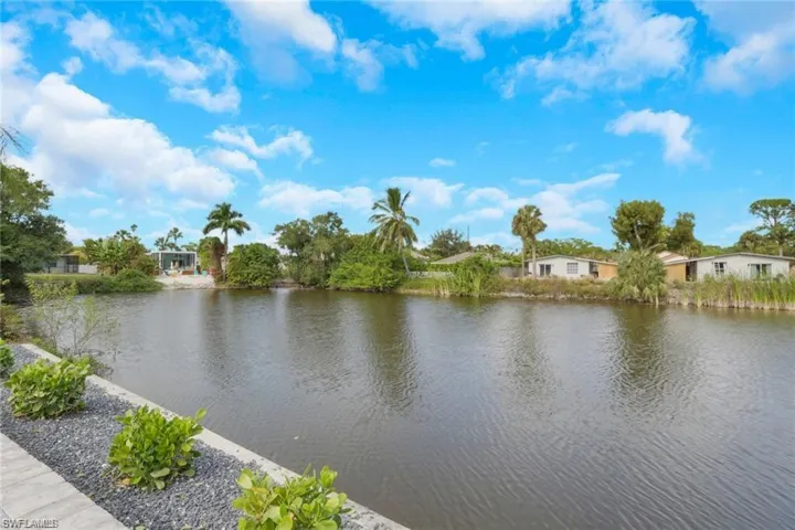 829 107th Ave N, Naples, Florida 34108
