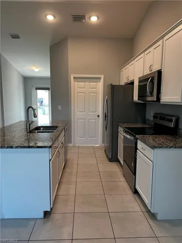 1011 Nw 22nd Ter, Cape Coral, Florida 33993
