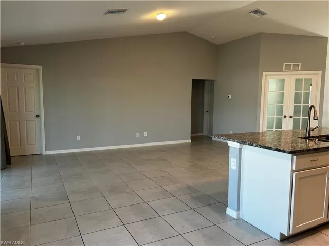 1011 Nw 22nd Ter, Cape Coral, Florida 33993