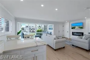 2100 Gulf Shore Blvd N 120, Naples, Florida 34102