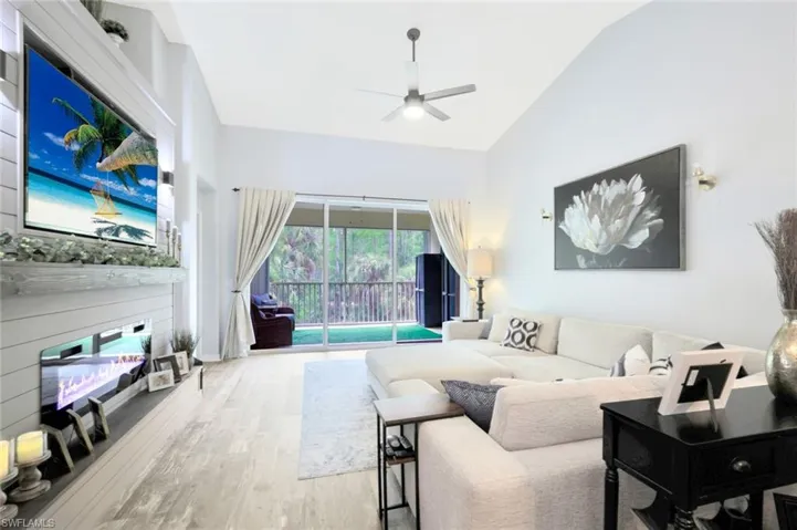 9563  Hemingway  LN, Fort Myers, FL 33913
