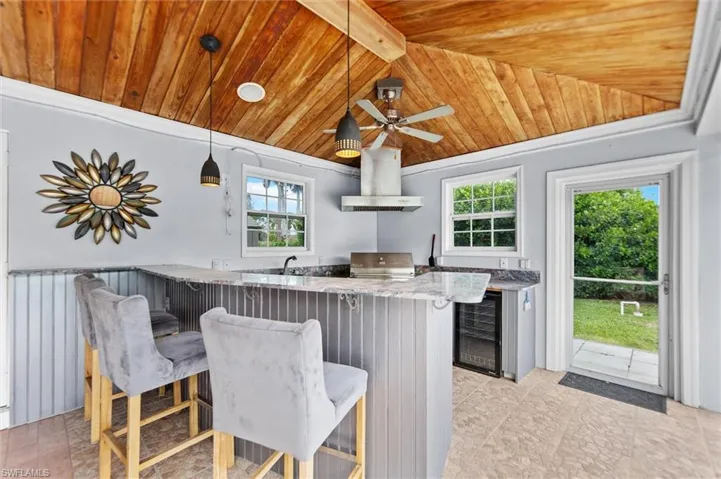 93 7th St, Bonita Springs, Florida 34134