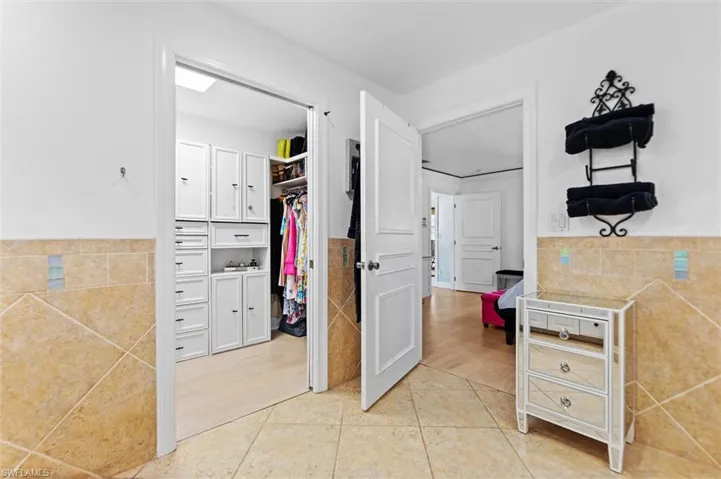 93 7th St, Bonita Springs, Florida 34134