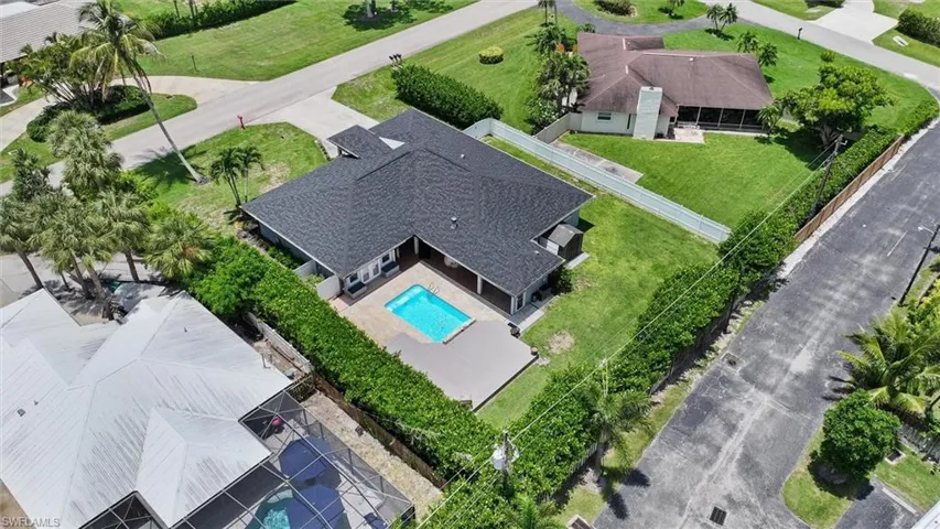 93 7th St, Bonita Springs, Florida 34134