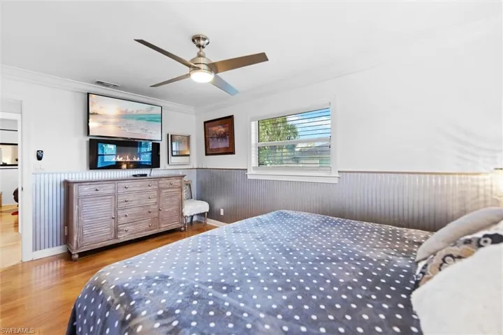 93 7th St, Bonita Springs, Florida 34134
