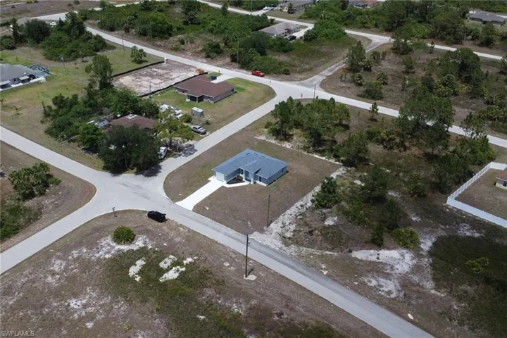 Aerial view of property and surrounding area