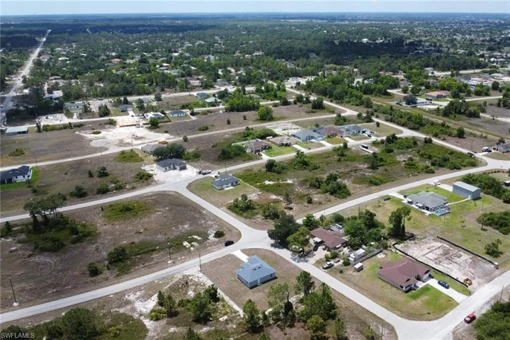 Drone / aerial view