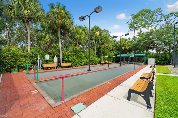 5045 Cedar Springs Dr 103, Naples, Florida 34110