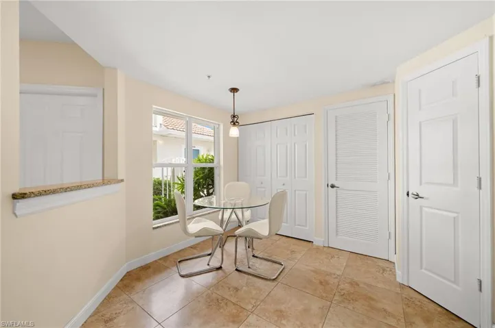 5045 Cedar Springs Dr 103, Naples, Florida 34110