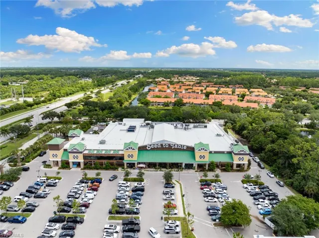 5045 Cedar Springs Dr 103, Naples, Florida 34110