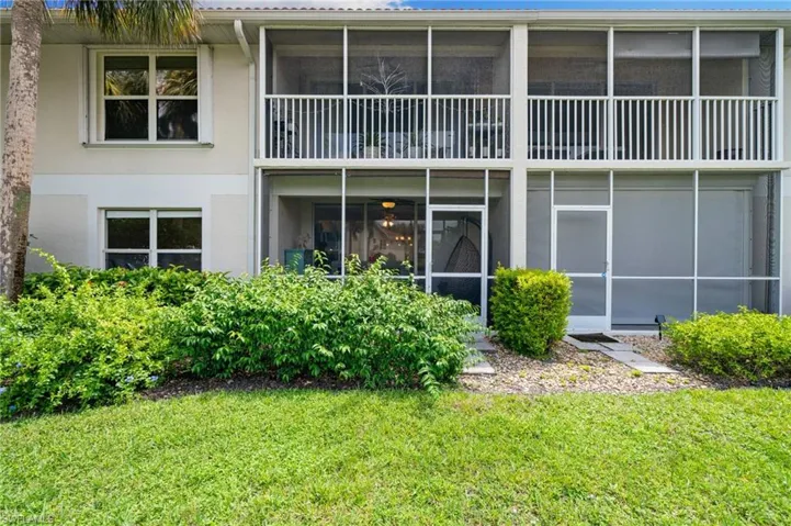 5045 Cedar Springs Dr 103, Naples, Florida 34110
