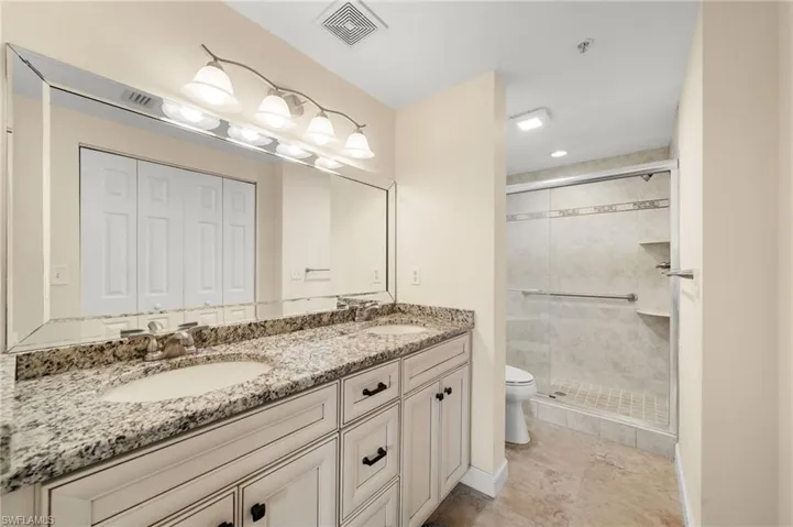 5045 Cedar Springs Dr 103, Naples, Florida 34110