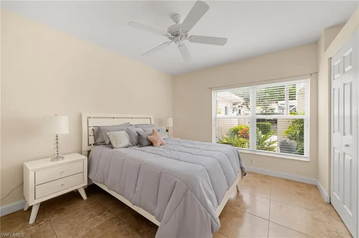 5045 Cedar Springs Dr 103, Naples, Florida 34110