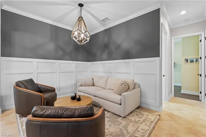 9352 Vercelli Ct, Naples, Florida 34113