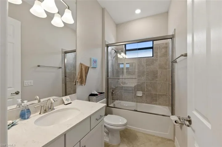 1831 Mustique St, Naples, Florida 34120