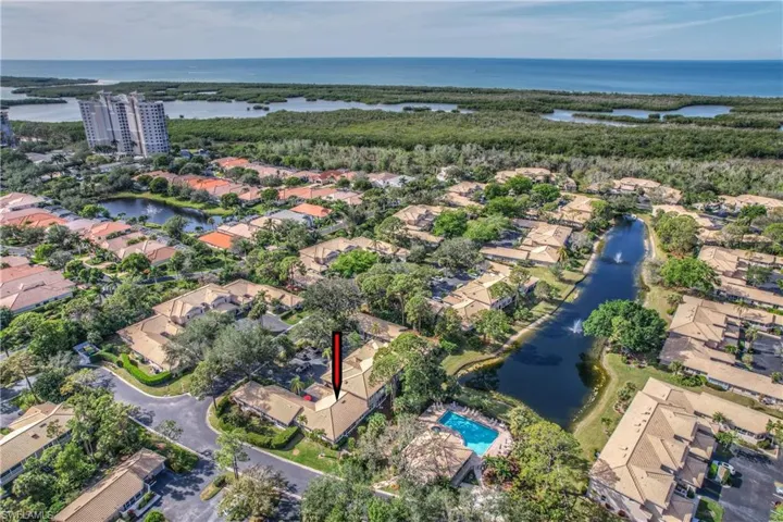 322  Emerald Bay  CIR, Naples, FL 34110