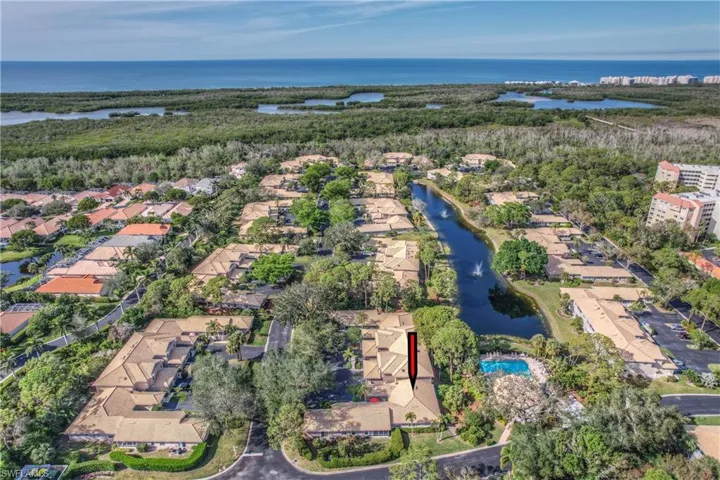 322  Emerald Bay  CIR, Naples, FL 34110