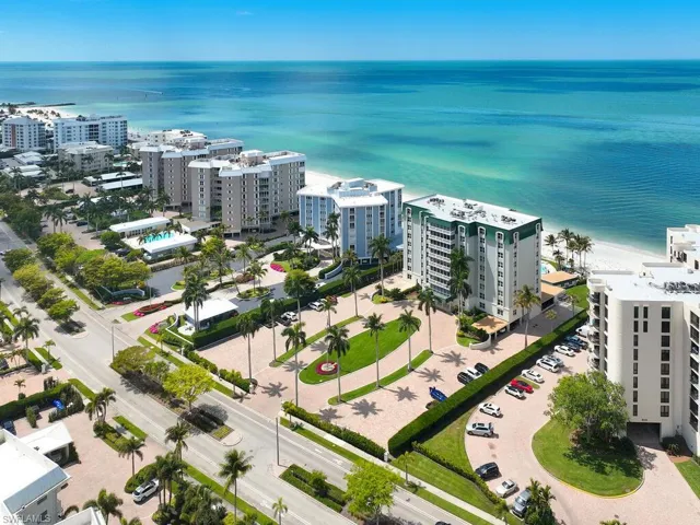 3003 Gulf Shore Blvd N 604, Naples, Florida 34103