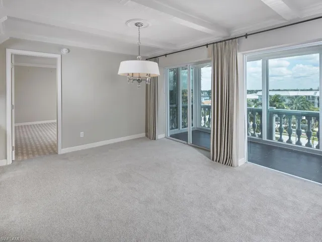 3003 Gulf Shore Blvd N 604, Naples, Florida 34103