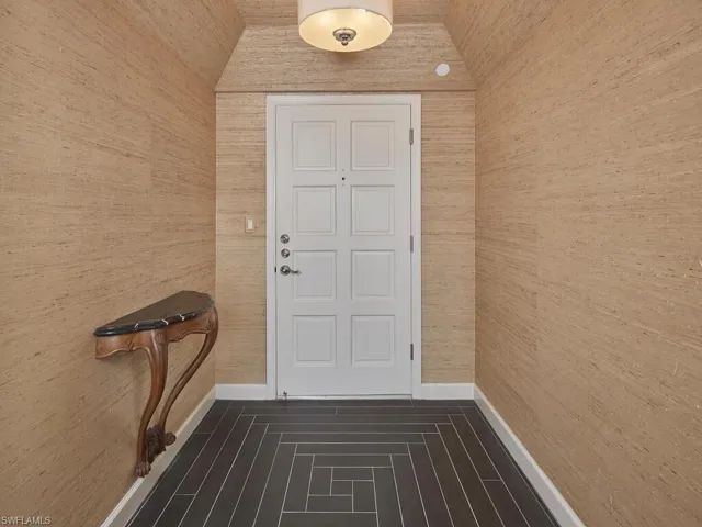 3003 Gulf Shore Blvd N 604, Naples, Florida 34103