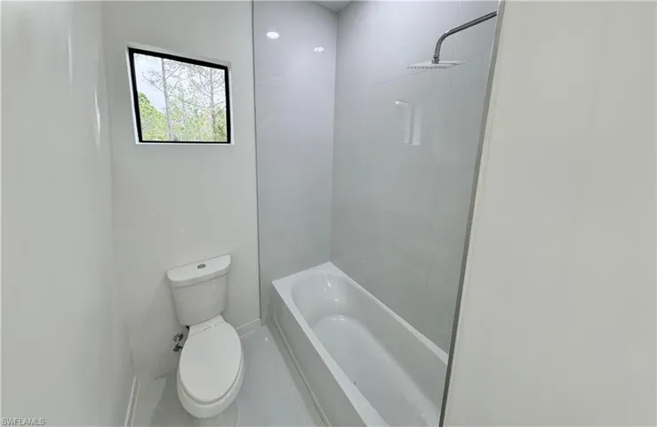 728  Crestline S AVE, Lehigh Acres, FL 33974