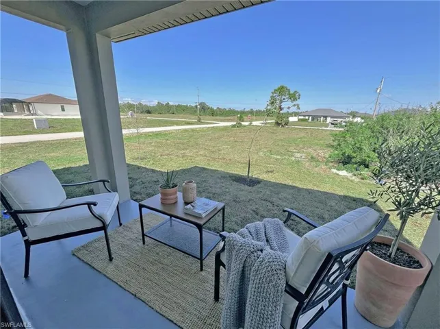 728  Crestline S AVE, Lehigh Acres, FL 33974