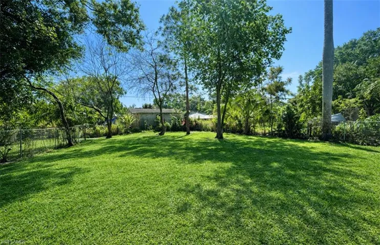 569 Nuna Ave, Fort Myers, Florida 33905