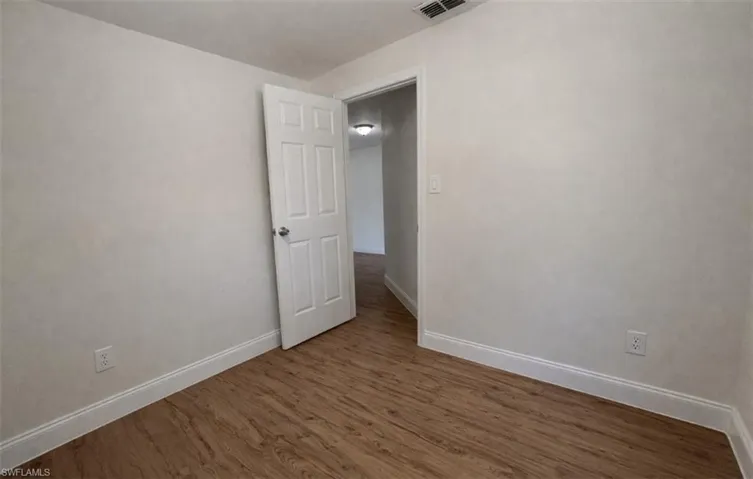 569 Nuna Ave, Fort Myers, Florida 33905