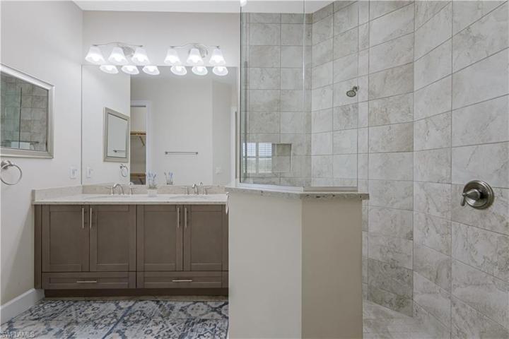 6813  Bequia  WAY, Naples, FL 34113
