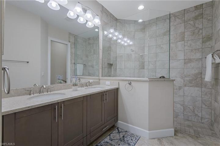 6813  Bequia  WAY, Naples, FL 34113