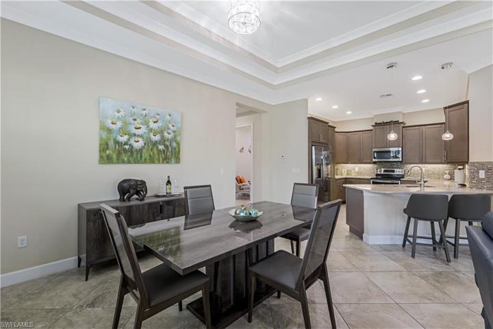 6813  Bequia  WAY, Naples, FL 34113