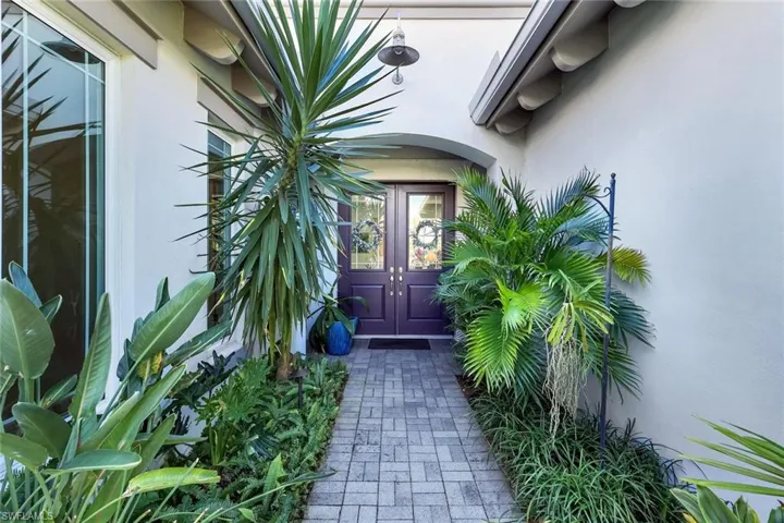 4964 Andros Dr, Naples, Florida 34113