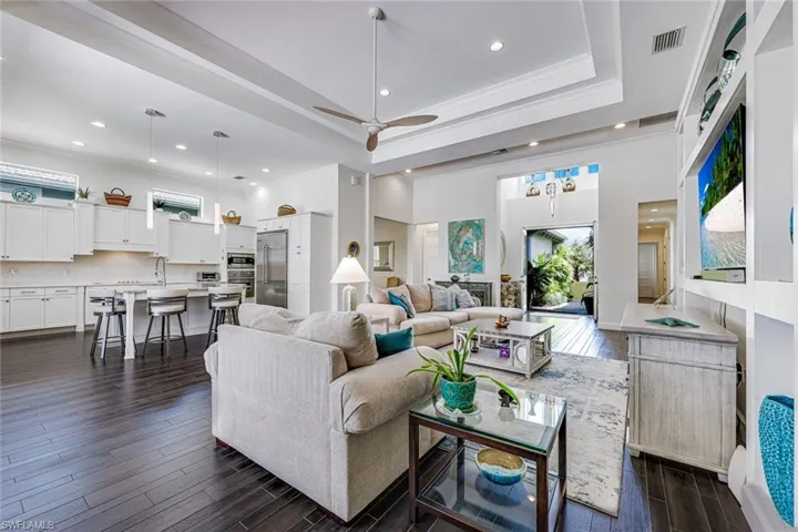 4964 Andros Dr, Naples, Florida 34113