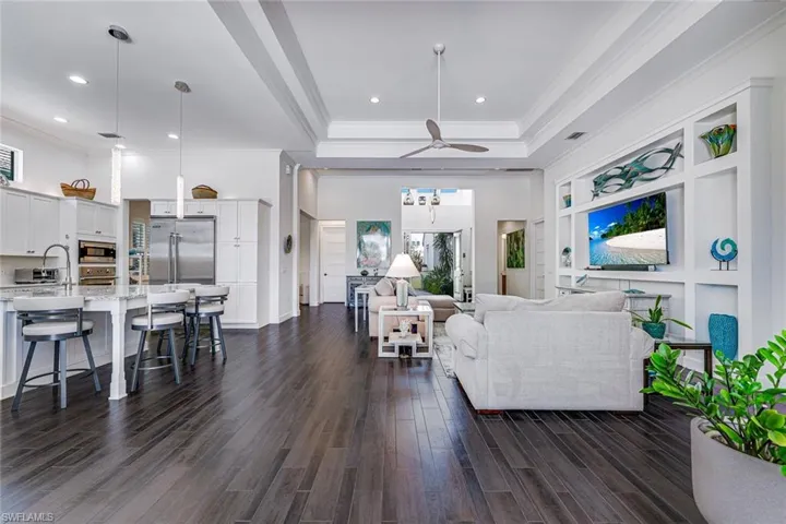 4964 Andros Dr, Naples, Florida 34113