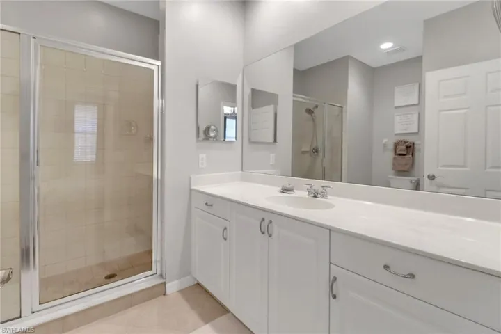 3289  Lindsey  LN, Naples, FL 34109