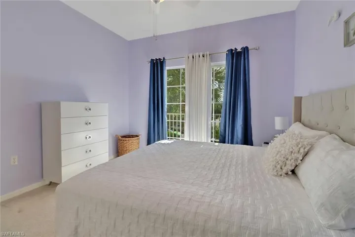 3289  Lindsey  LN, Naples, FL 34109