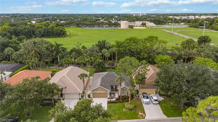 6477 Autumn Woods Blvd, Naples, Florida 34109