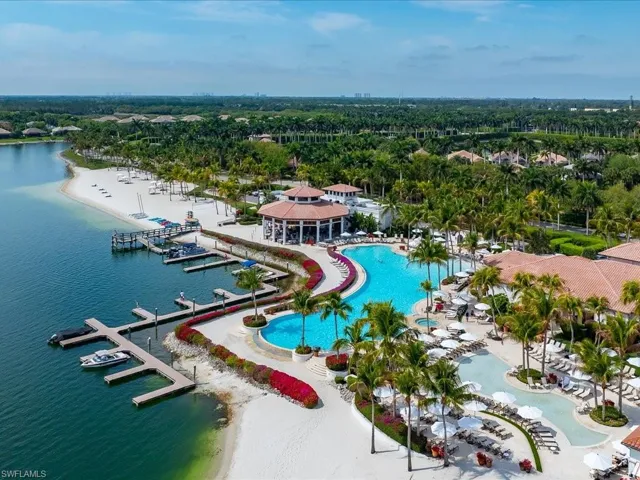 10570  Via Torino  WAY, Miromar Lakes, FL 33913