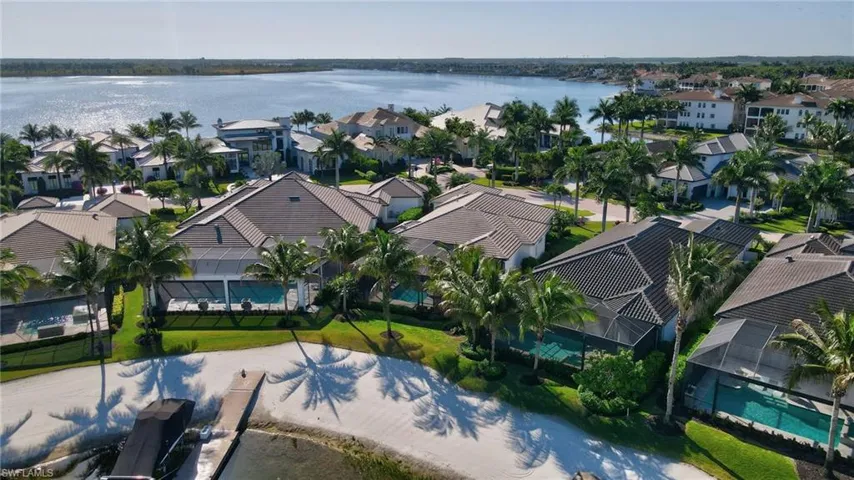 10570  Via Torino  WAY, Miromar Lakes, FL 33913