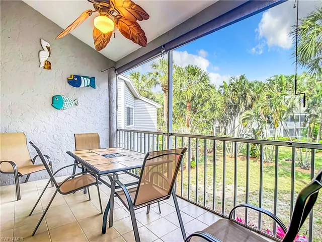 2860 Citrus Lake Dr R-202, Naples, Florida 34109