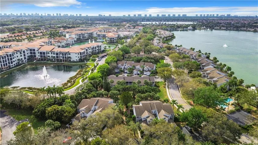 2860 Citrus Lake Dr R-202, Naples, Florida 34109
