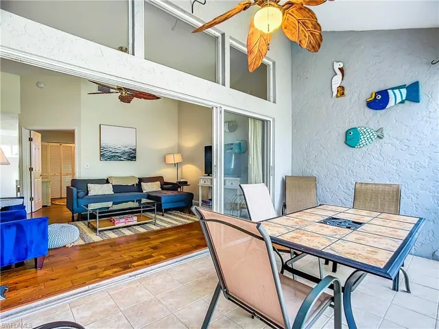 2860 Citrus Lake Dr R-202, Naples, Florida 34109