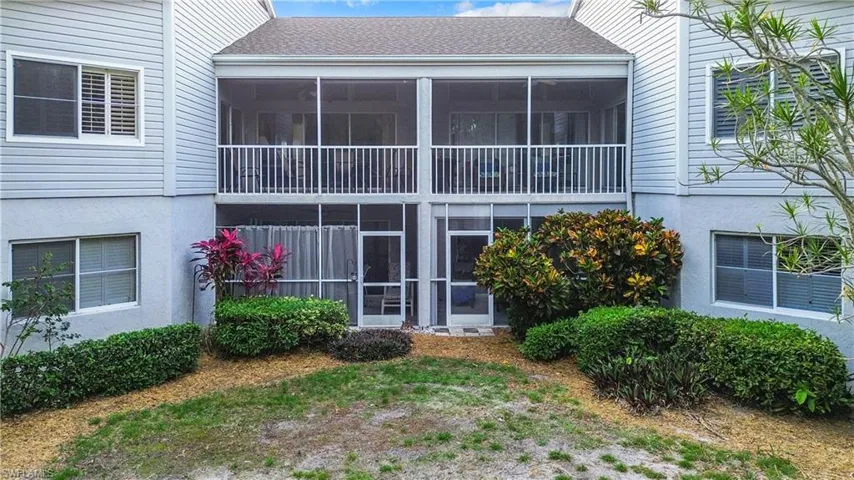 2860 Citrus Lake Dr R-202, Naples, Florida 34109