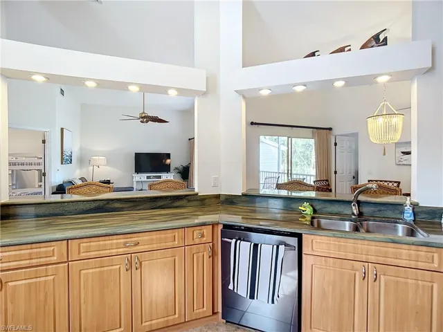 2860 Citrus Lake Dr R-202, Naples, Florida 34109