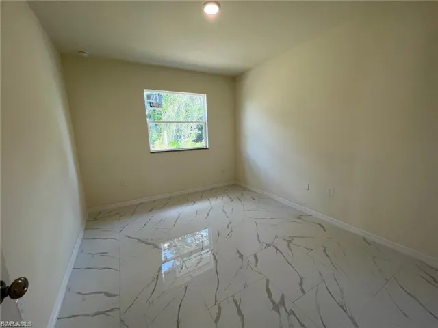 5317 30th St Sw, Lehigh Acres, Florida 33973